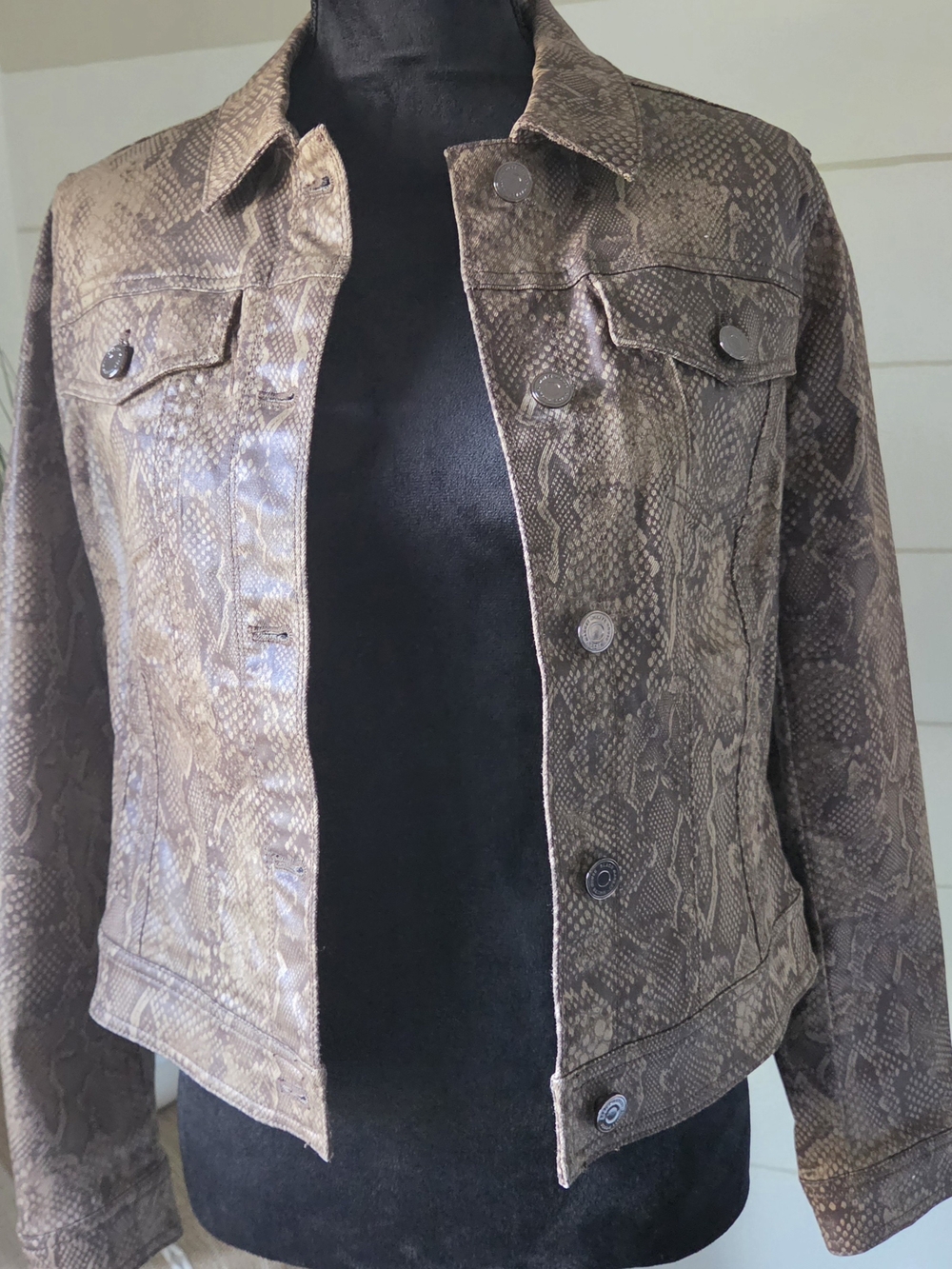WHBM Snake Print Jacket 70s Retro Statement Textured Button Down M